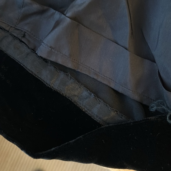 Vintage Albert Nipon Black Velvet Strapless Gown - Picture 16 of 16